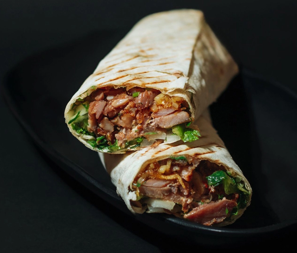 Շաուրմա խոզի (լավաշով)